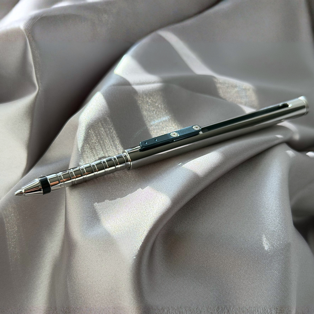 noble. Pen Titanium Edition- Powered by Fisher Space Pen®